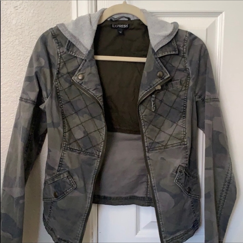 Express camo jacket